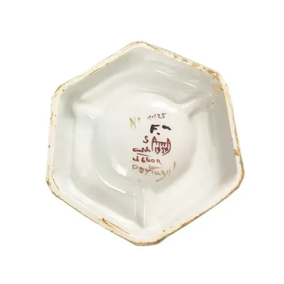 Portugal Coimbra signed hand painted Coat of Arms Ashtray 1959